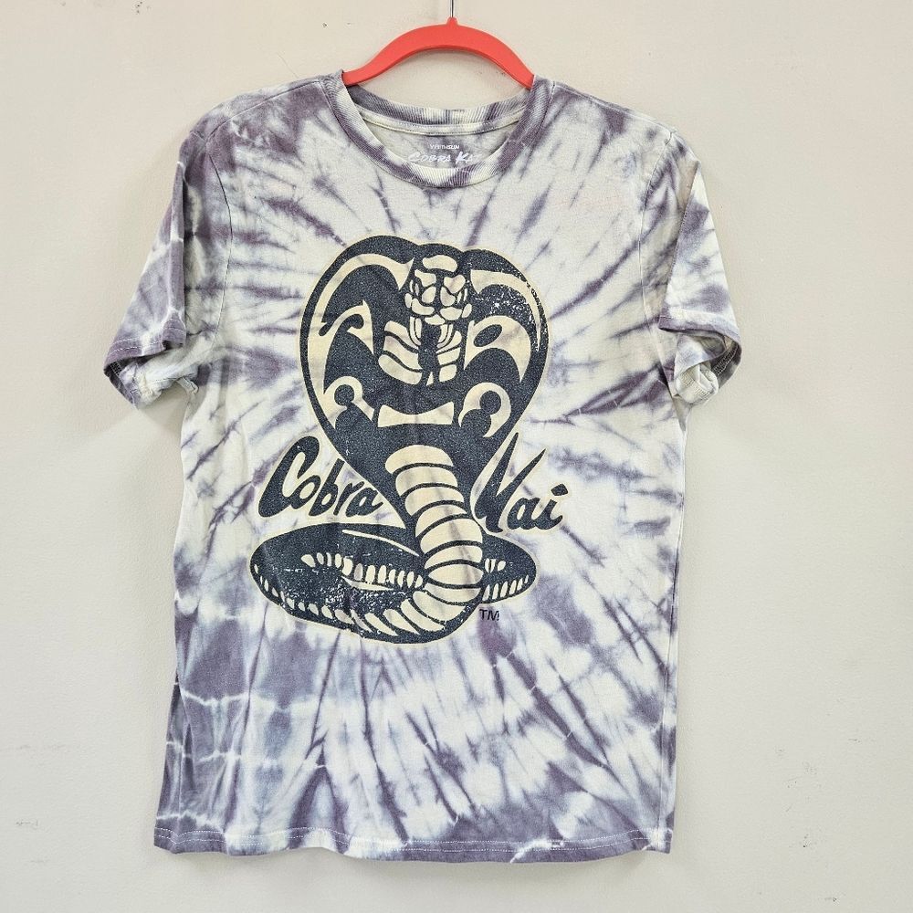 Fifth Sun Cobra Kai T-shirt Unisex Size Small pale yellow with gray tie-dye